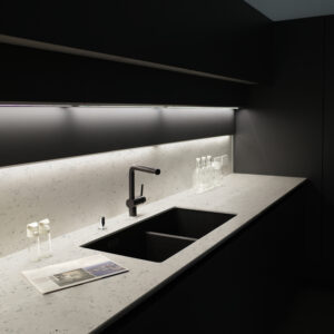 Coante Keramos beyaz kuvars mutfak tezgahı